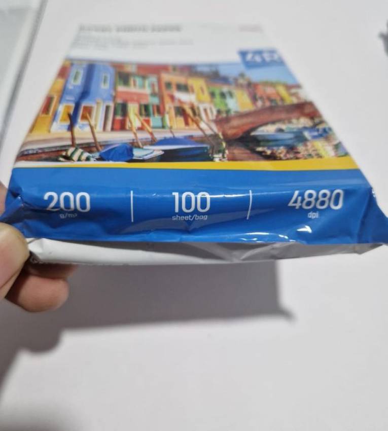 Deli Papier Photo Brillant L302 Et Qualité Professionnelle pour des Impressions Éblouissantes